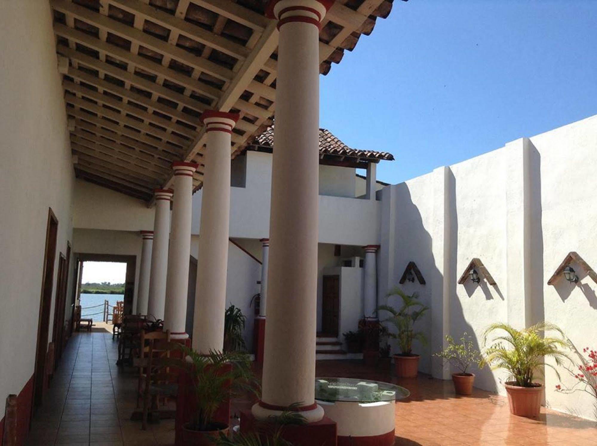 Casa Del Rio Hotel Tlacotalpan Exterior photo